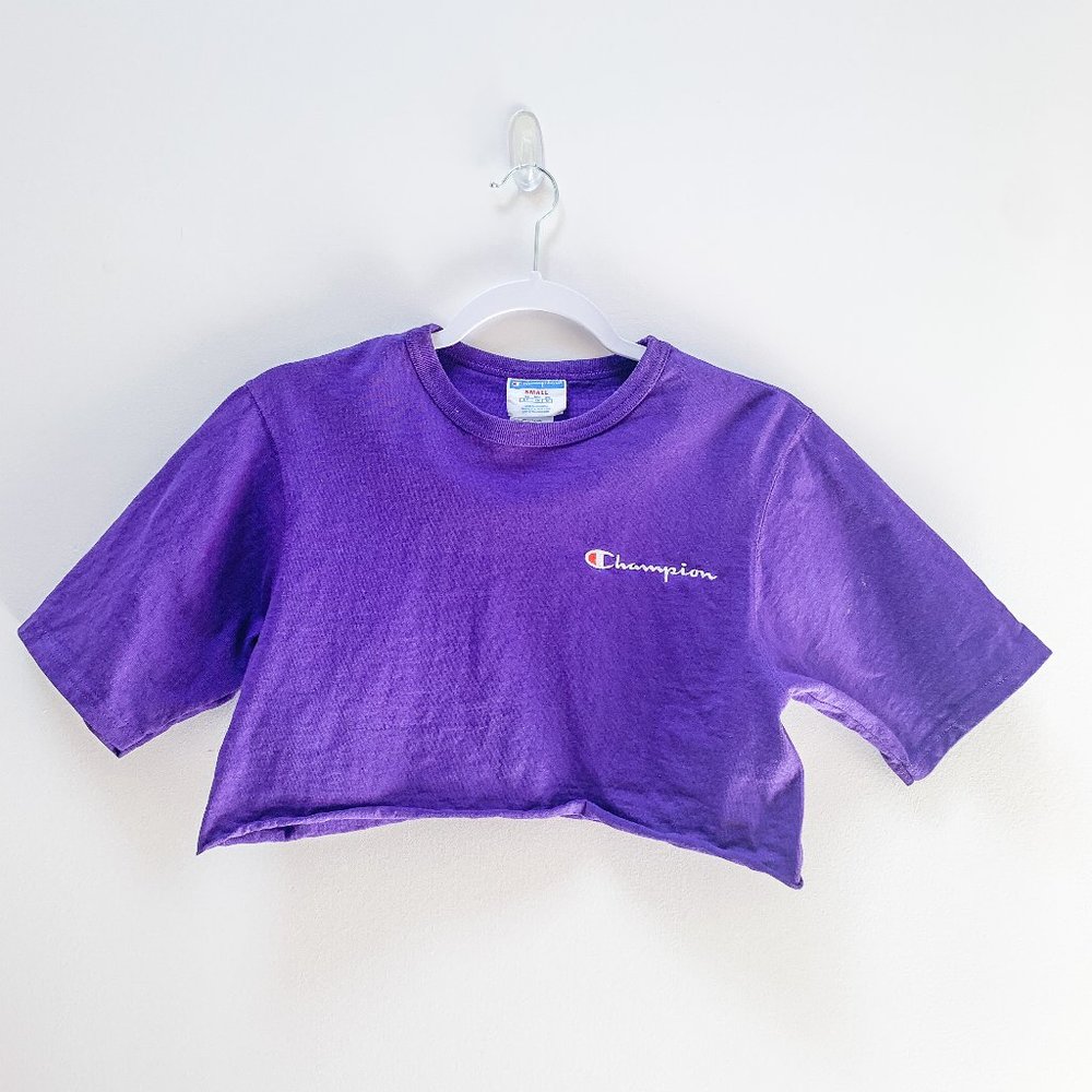 Cropped Champion T-Shirt